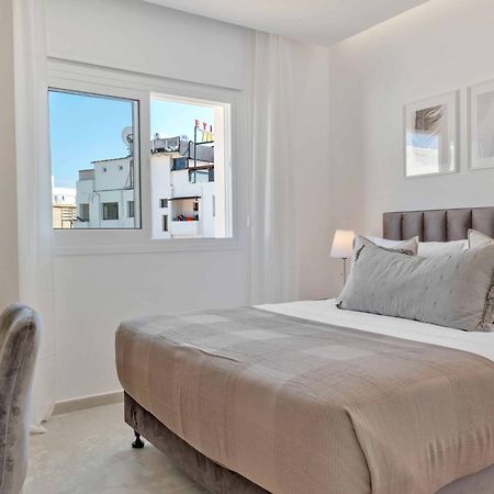 Phaedrus Living: Seaview Luxury Flat Limnaria 150 Apartment Paphos Exterior photo